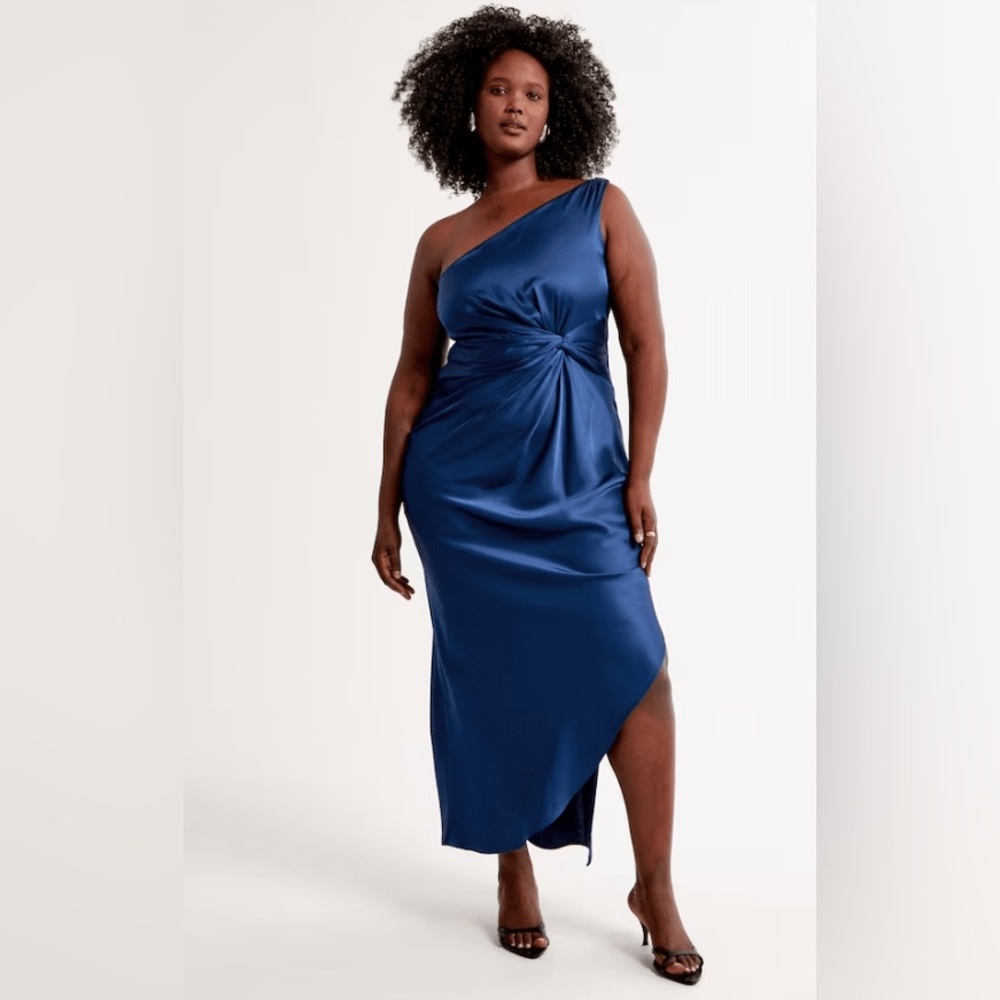 Abercrombie and Fitch One-Shoulder Satin Knotted Midi Dress. Small